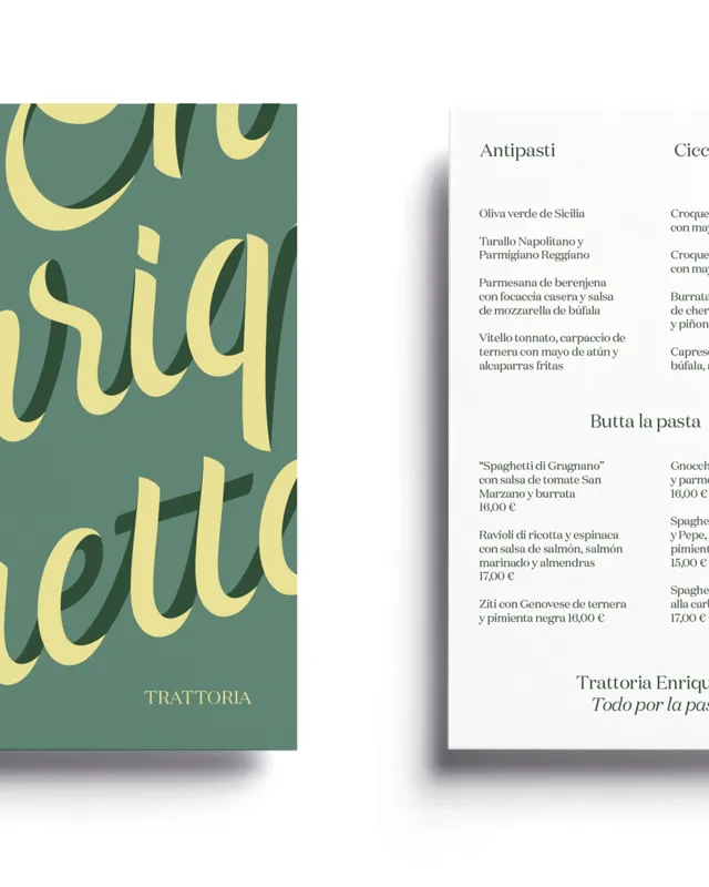 Grüne Karten mit goldenem Schriftzug Enriquetto und Speisekarte